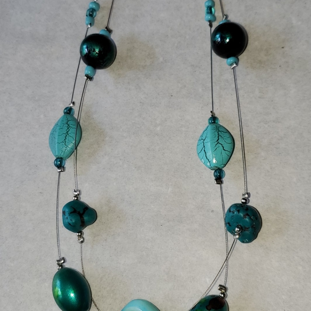 Necklace - Picture 2 of 6